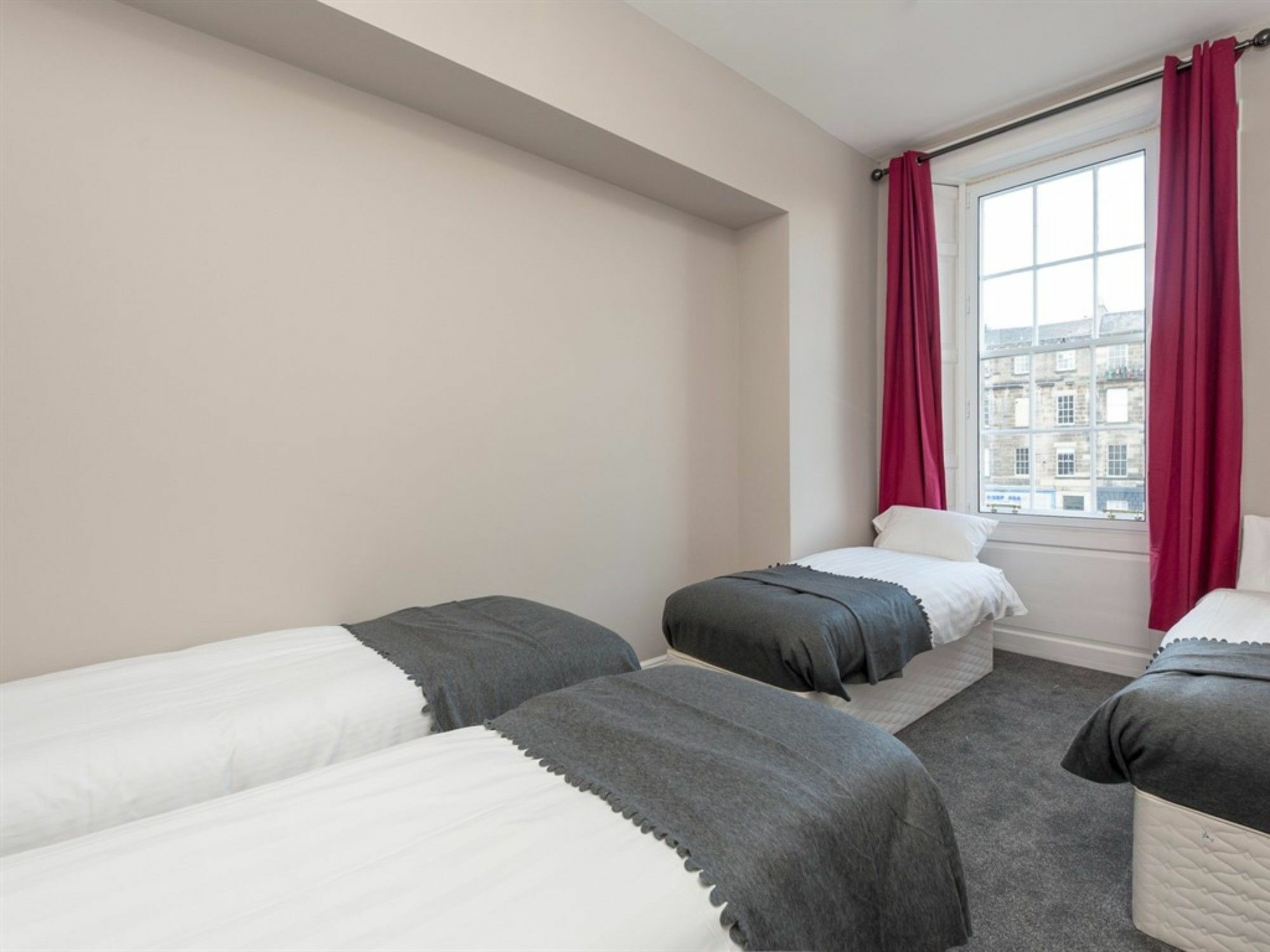Cornerstone Apartments EDI Kültér fotó